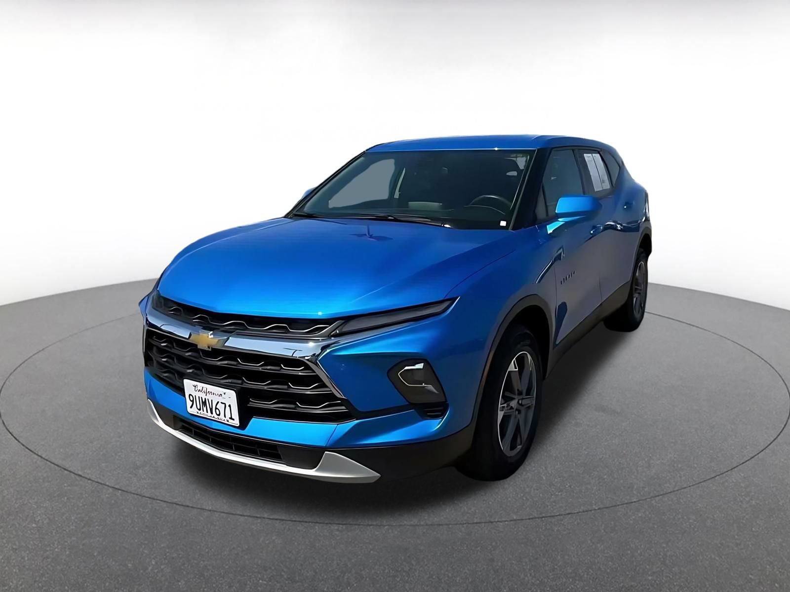 Used 2026 Chevrolet Blazer LT FWD image 6