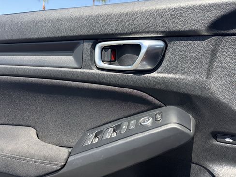 Used 2025 Honda Civic Sport image 20