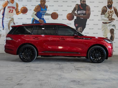 Used 2025 Lincoln Aviator Reserve w/ Equipment Group 201A image 19