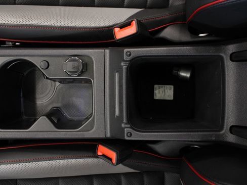 Used 2025 Volkswagen GTI SE FWD image 29