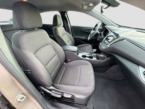 Used 2022 Chevrolet Malibu LT image 26