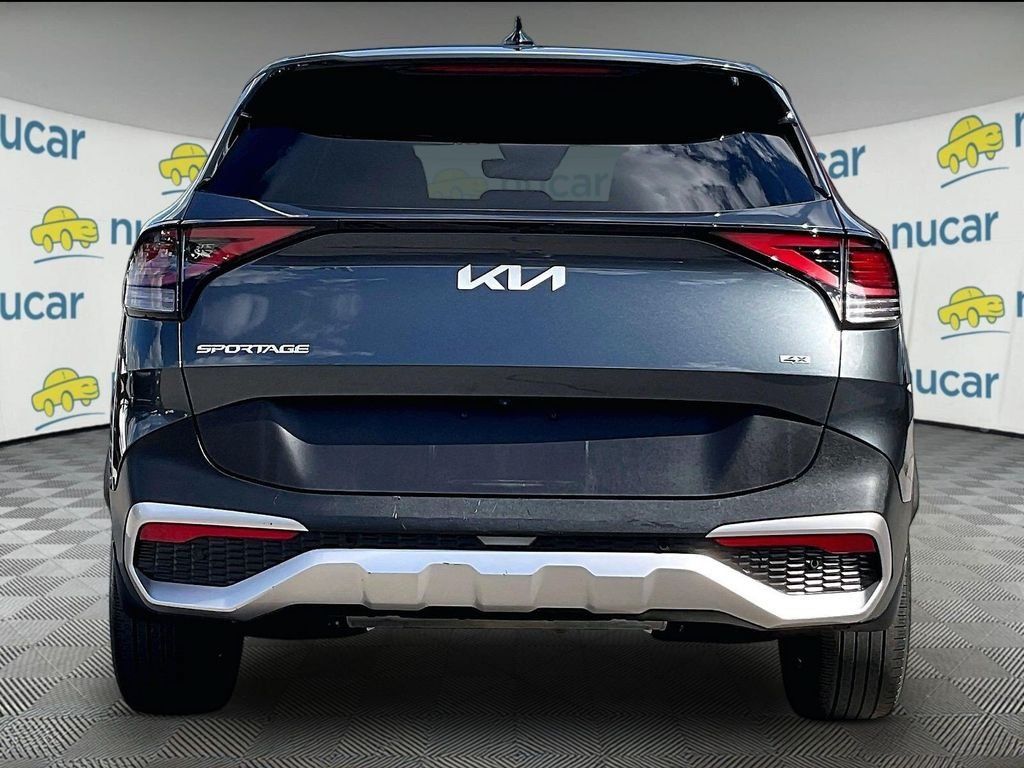 Used 2023 Kia Sportage LX AWD/4WD image 5