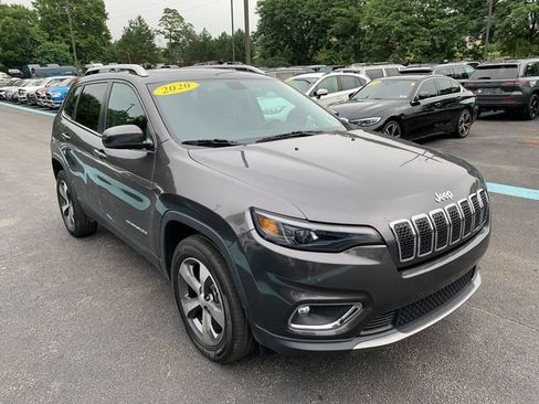 Used 2020 Jeep Cherokee Limited w/ Trailer Tow Group AWD/4WD image 8