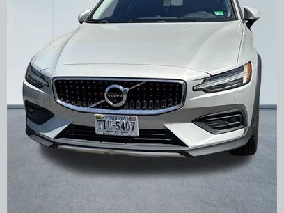 Used 2020 Volvo V60 T5 Cross Country