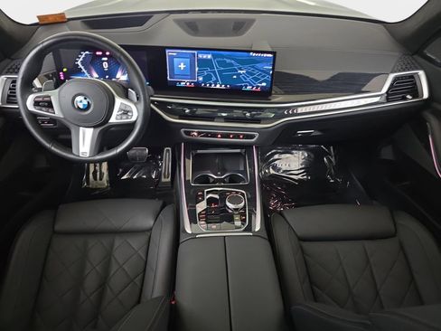 Certified 2024 BMW X7 xDrive40i w/ M Sport Package AWD/4WD image 10