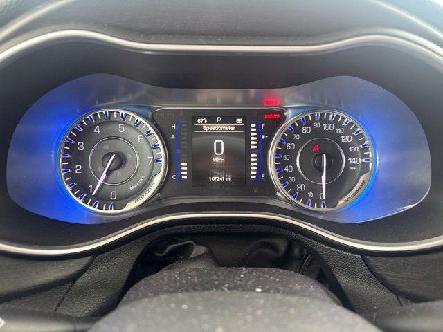 Used 2015 Chrysler 200 Limited w/ Convenience Group FWD image 14