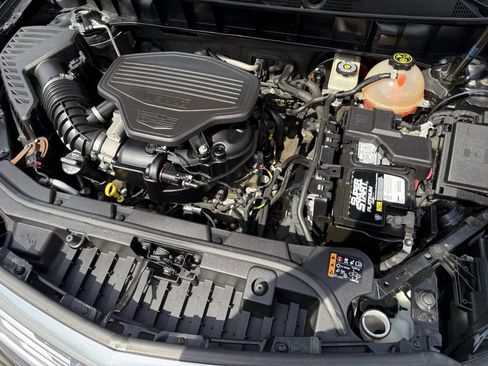 Used 2017 Cadillac XT5 image 15