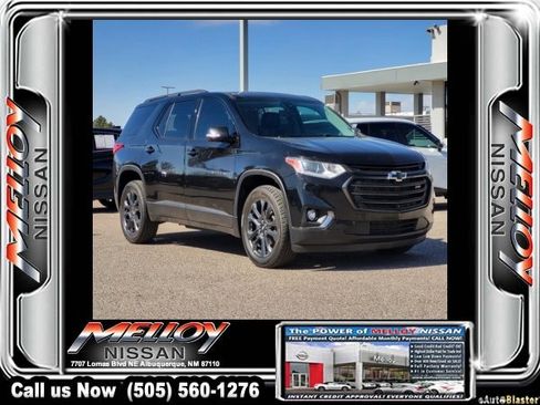 Used 2020 Chevrolet Traverse RS image 3