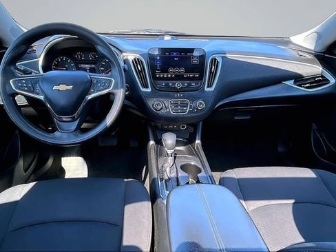 Used 2024 Chevrolet Malibu LT FWD image 7