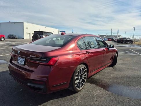 Used 2022 BMW 750i xDrive w/ Executive Package AWD/4WD image 8