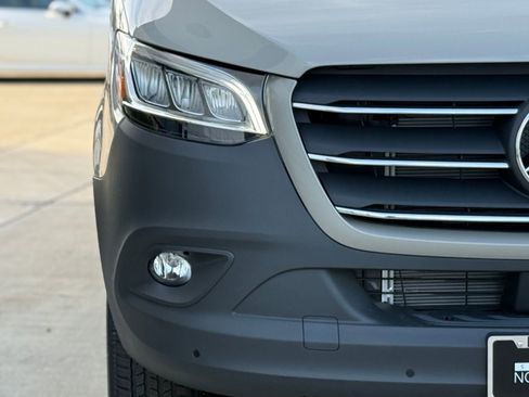 New 2026 Mercedes-Benz Sprinter 2500 image 7
