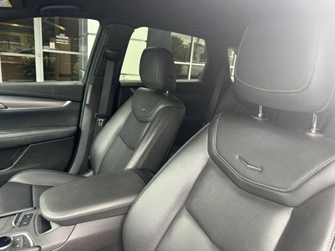 Certified 2024 Cadillac XT5 Luxury AWD/4WD image 22