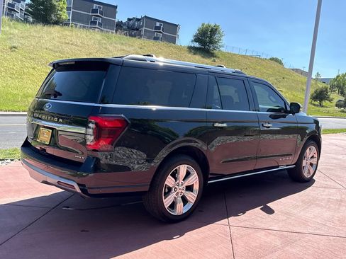 Used 2024 Ford Expedition Max Platinum AWD/4WD image 9