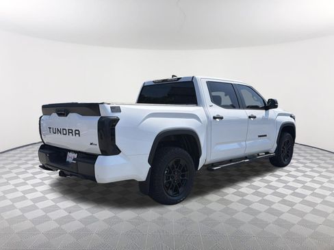 Used 2024 Toyota Tundra SR5 w/ SR5 Convenience Package RWD image 6