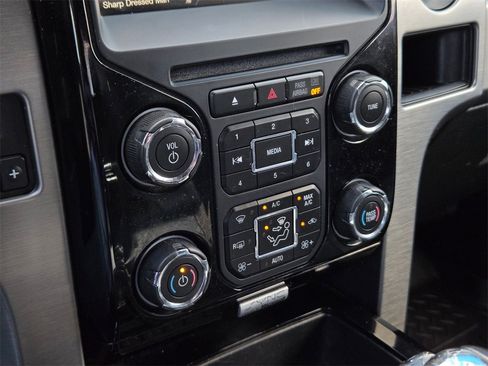 Used 2014 Ford F150 Limited image 18