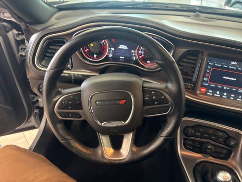 Used 2021 Dodge Challenger R/T Scat Pack w/ Plus Package image 13