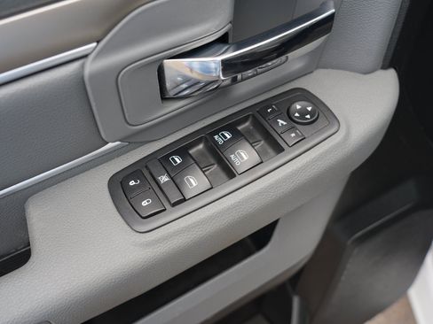 Used 2018 RAM 1500 Big Horn AWD/4WD image 16