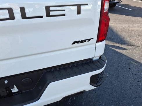 New 2026 Chevrolet Silverado 1500 RST w/ Dark Appearance Package AWD/4WD image 5