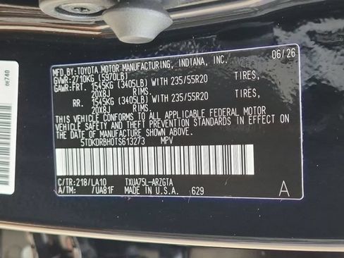 Certified 2026 Toyota Highlander Platinum AWD/4WD image 35