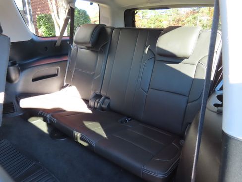 Used 2018 GMC Yukon XL Denali w/ Denali Ultimate Package image 19