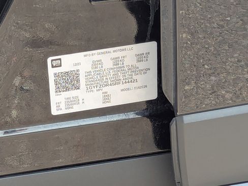 Certified 2024 Cadillac XT4 Premium Luxury image 34