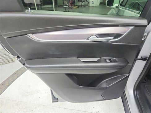 Used 2018 Cadillac XT5 Premium Luxury image 37