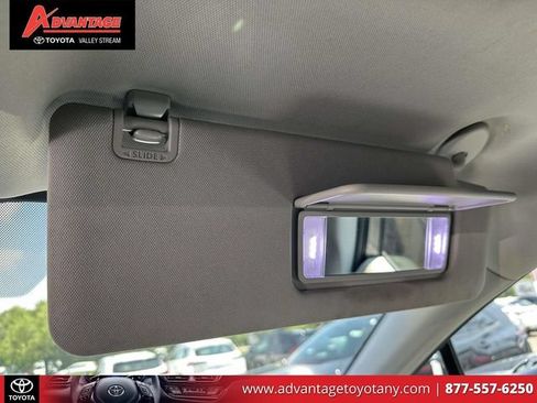 Certified 2022 Toyota Sienna XLE w/ XLE Plus Package FWD image 37