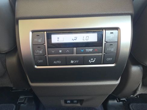 Used 2021 Lexus GX 460 Premium image 32