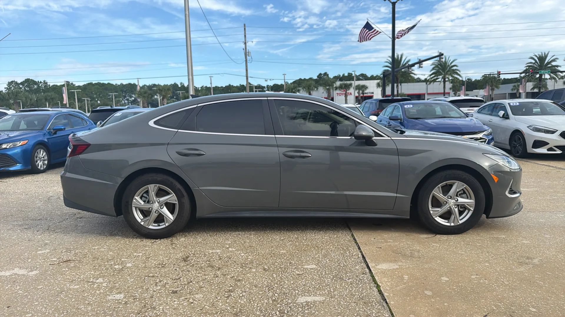 Used 2021 Hyundai Sonata SE w/ Cargo Package FWD image 7