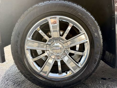 Used 2016 Chevrolet Silverado 1500 High Country image 34