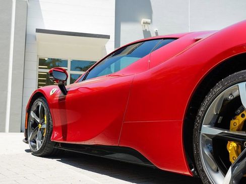 Used 2023 Ferrari SF90 Stradale image 15