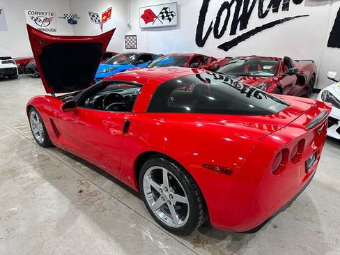 Used 2007 Chevrolet Corvette Coupe w/ Preferred Equipment Group RWD image 29