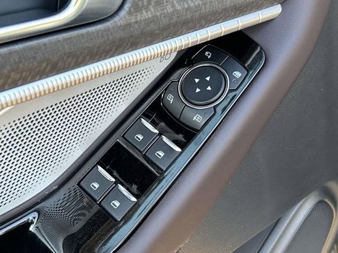 New 2026 Ford Explorer Platinum image 25