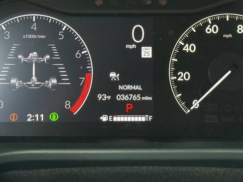 Certified 2024 Honda HR-V LX image 32