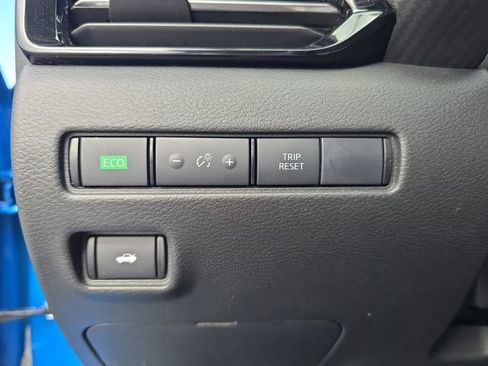 Used 2024 Nissan Sentra SR w/ SR Premium Package image 22