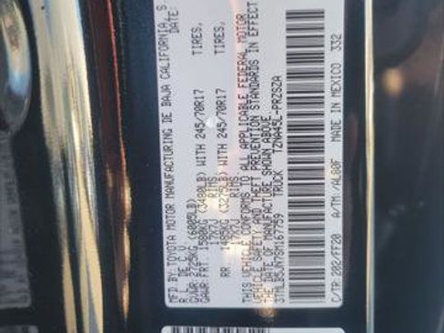 Certified 2025 Toyota Tacoma SR5 image 36