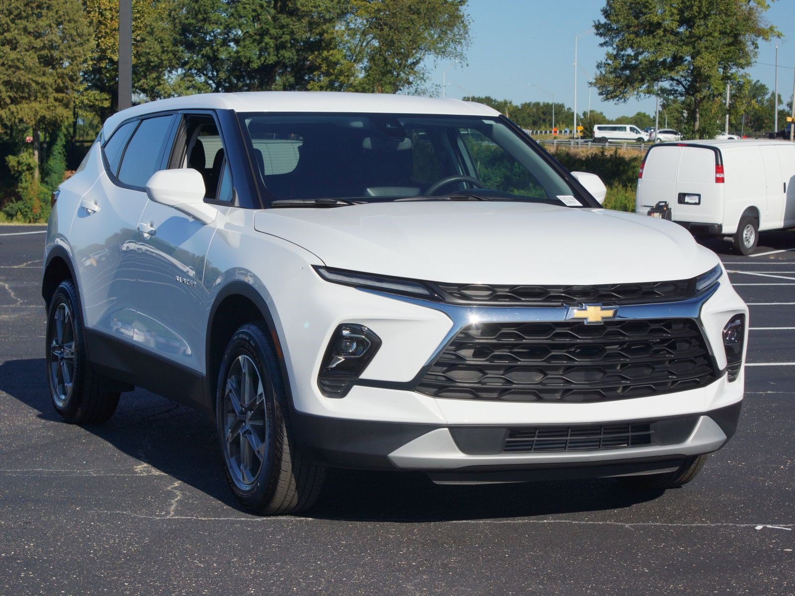 Used 2026 Chevrolet Blazer LT FWD image 22