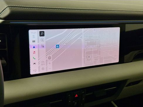 New 2026 Porsche Macan Electric image 19