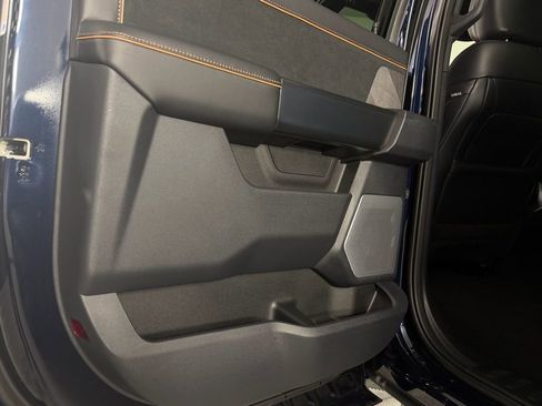 Used 2024 Ford F350 Platinum w/ FX4 Off-Road Package image 27