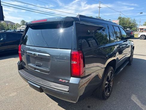 Used 2019 Chevrolet Suburban Premier AWD/4WD image 3