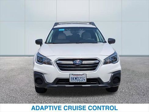 Used 2019 Subaru Outback 2.5i AWD/4WD image 3