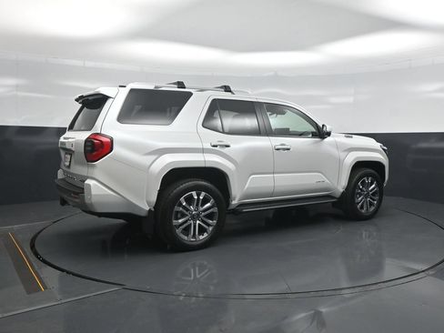 Certified 2026 Toyota 4Runner Limited AWD/4WD image 7