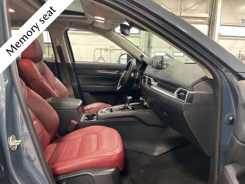 Certified 2023 MAZDA CX-5 Carbon Edition image 14