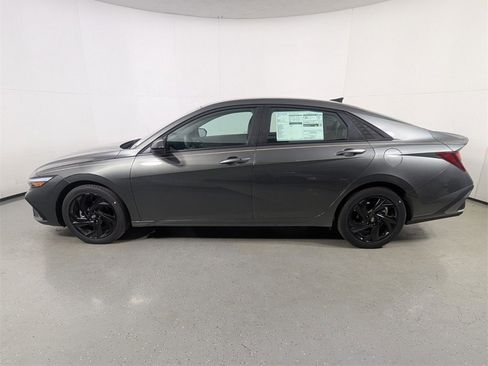 New 2026 Hyundai Elantra Sport image 4