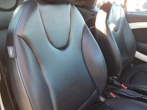 Used 2015 MINI Cooper Convertible image 12