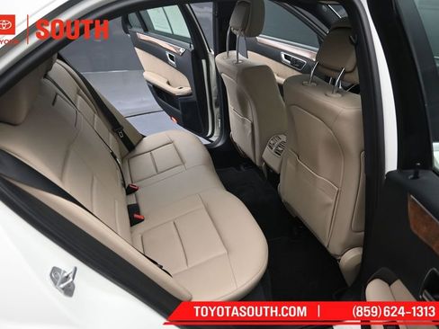 Used 2012 Mercedes-Benz E 350 4MATIC Sedan image 29