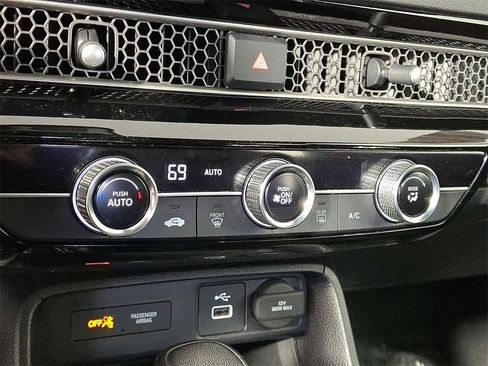 Used 2024 Honda Civic Sport image 17