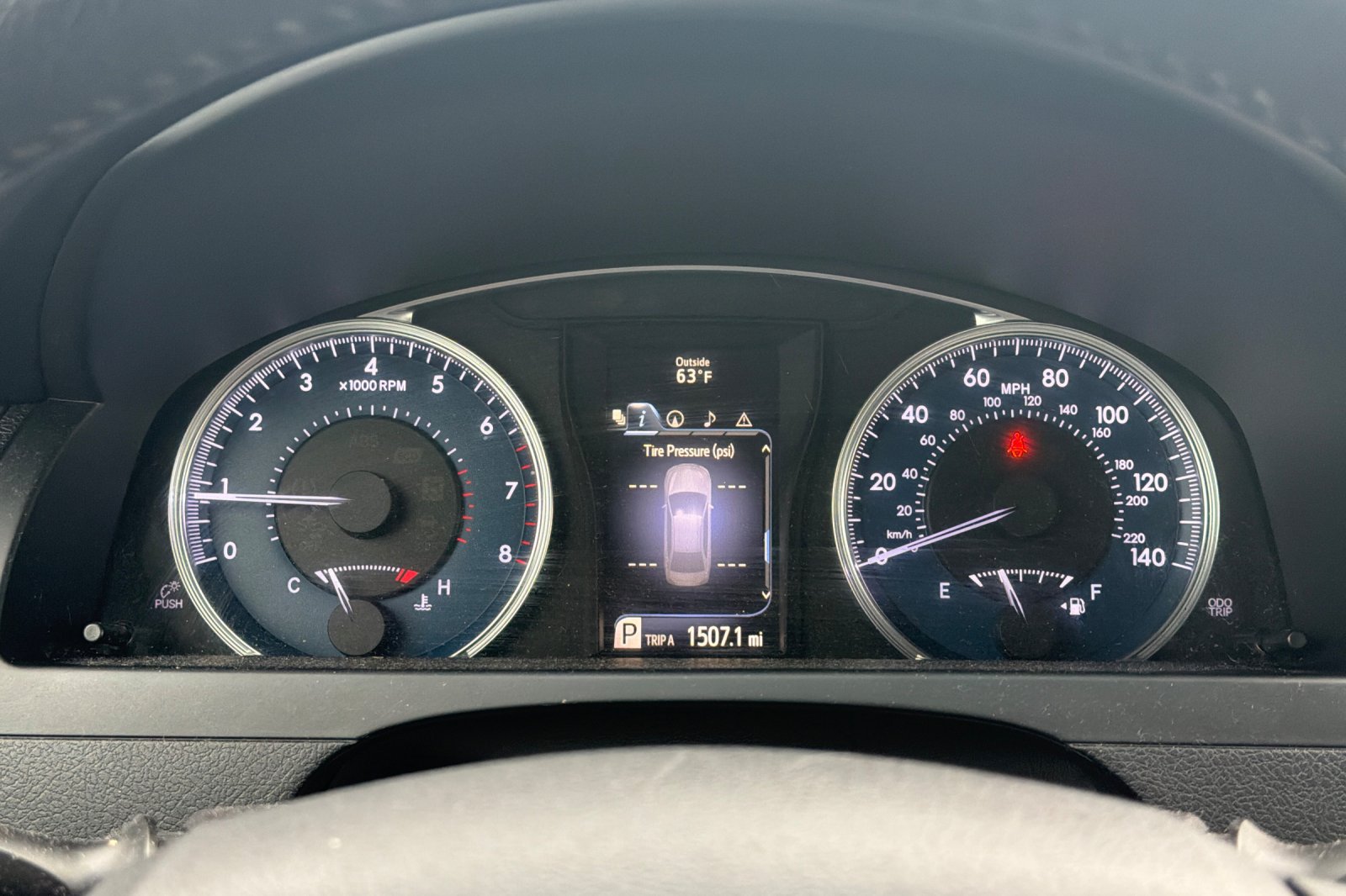 Used 2015 Toyota Camry XLE FWD image 31