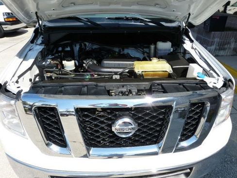 Used 2019 Nissan NV 2500 SL w/ Navigation Package image 9