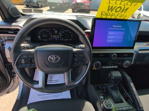 Certified 2024 Toyota Tacoma TRD Off-Road w/ TRD Off Road Upgrade Package AWD/4WD image 27